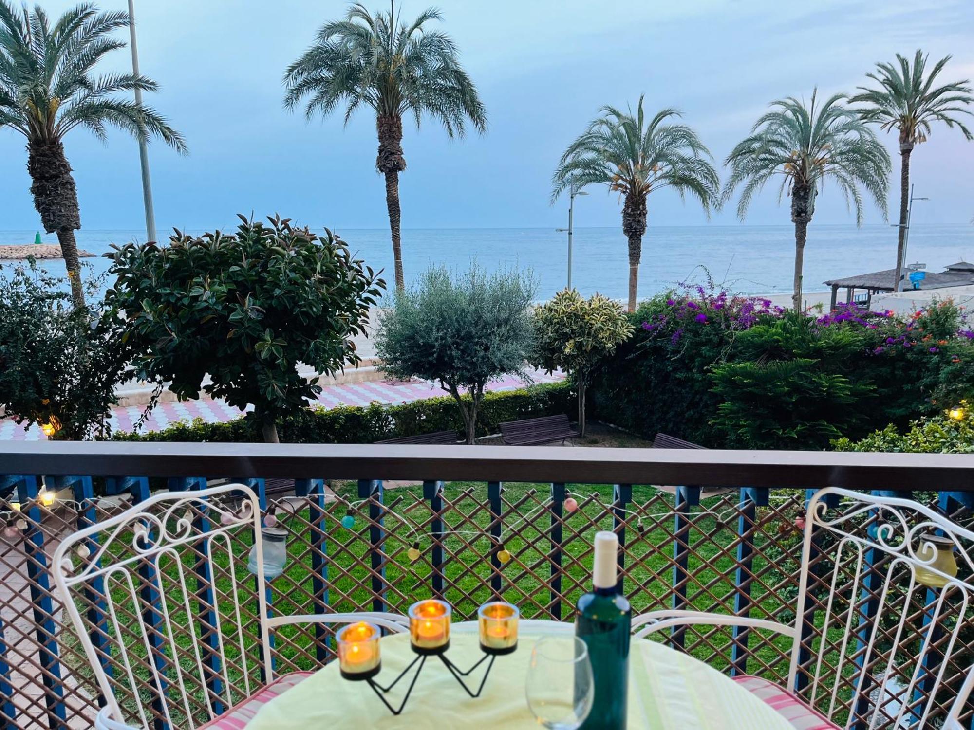 Brisas Del Mar Mediterraneo 아구아둘세 외부 사진